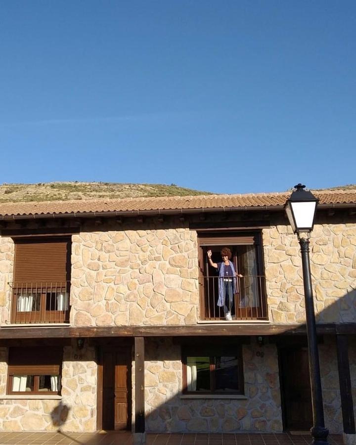 Hotel Ribera Del Corneja Navacepedilla de Corneja Luaran gambar