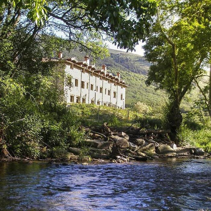 Hotel Ribera Del Corneja Navacepedilla de Corneja Luaran gambar